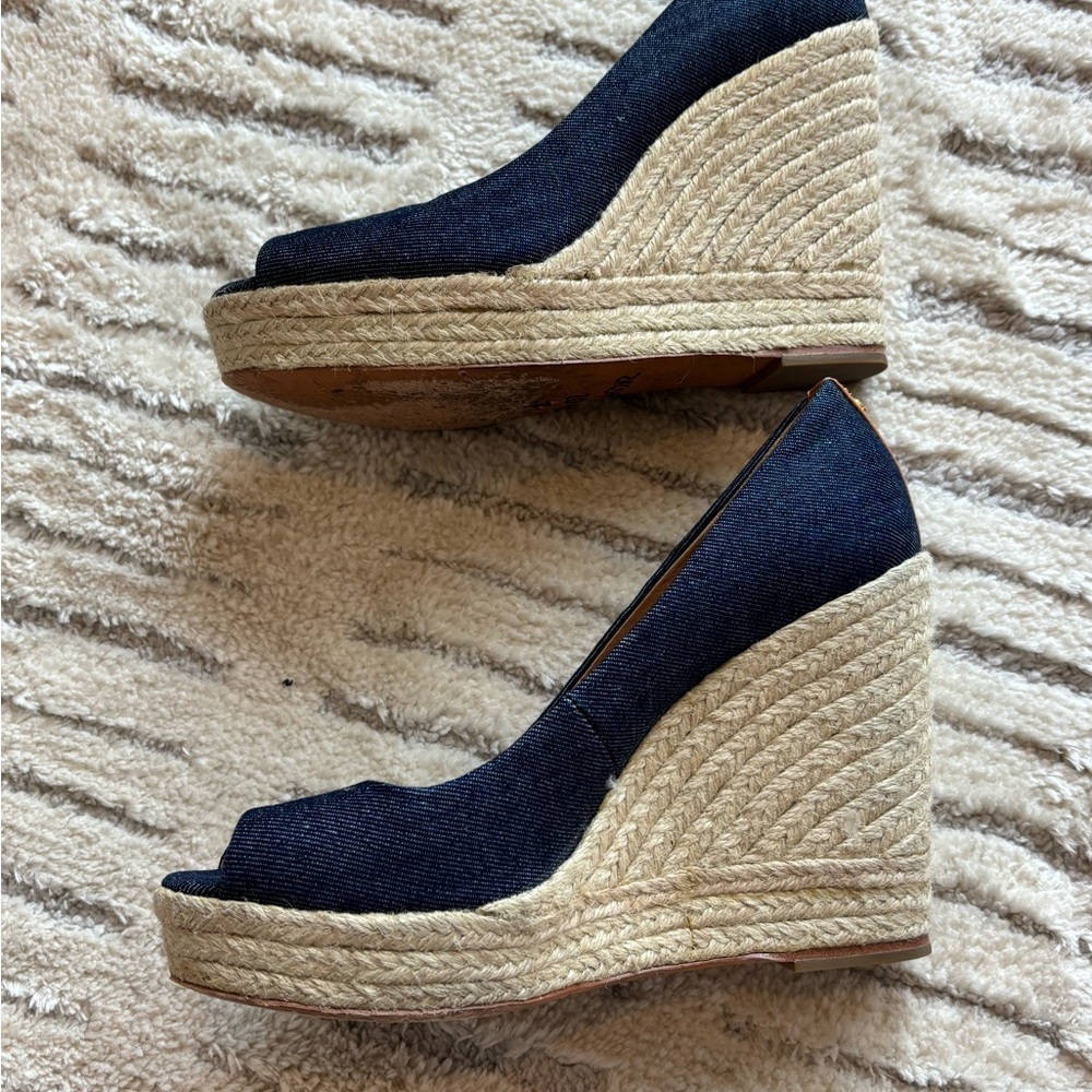 Coach Women's Dark Blue Denim Wedge Peep Toe Heels 7.5 - Picture 3 of 6